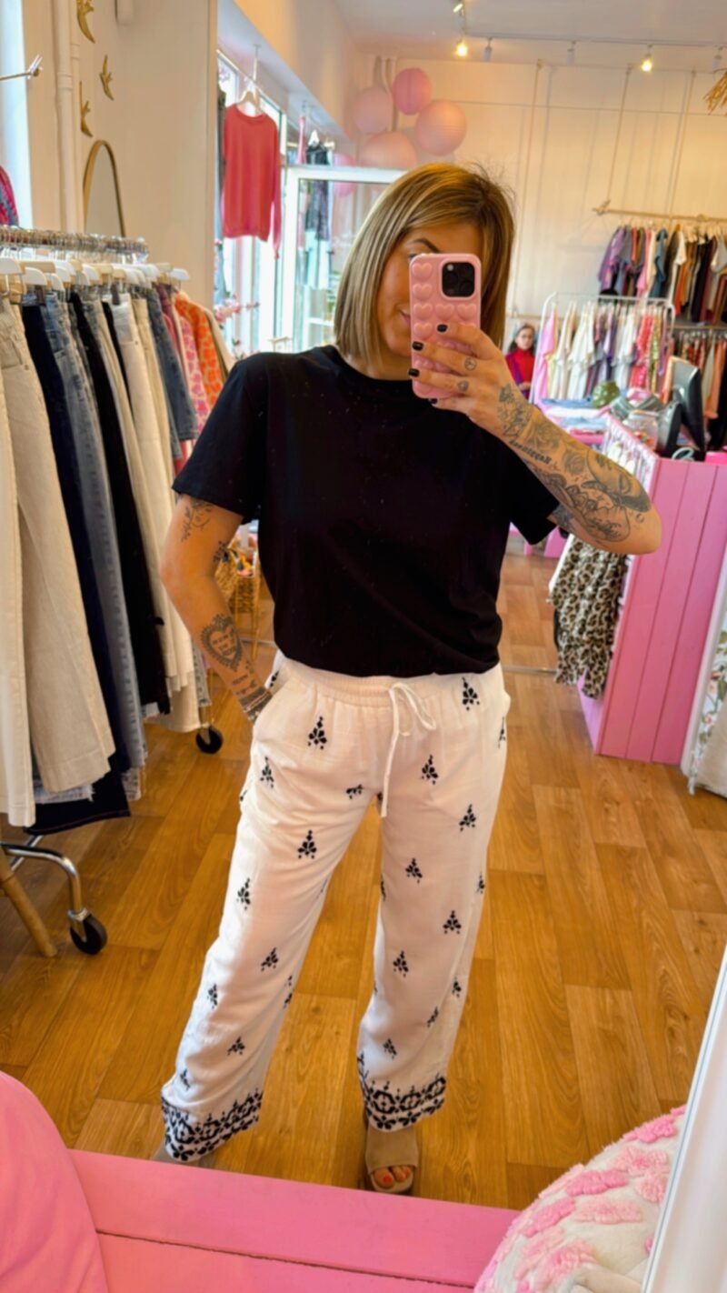 PANTALON FLUIDE ECRU T . M
