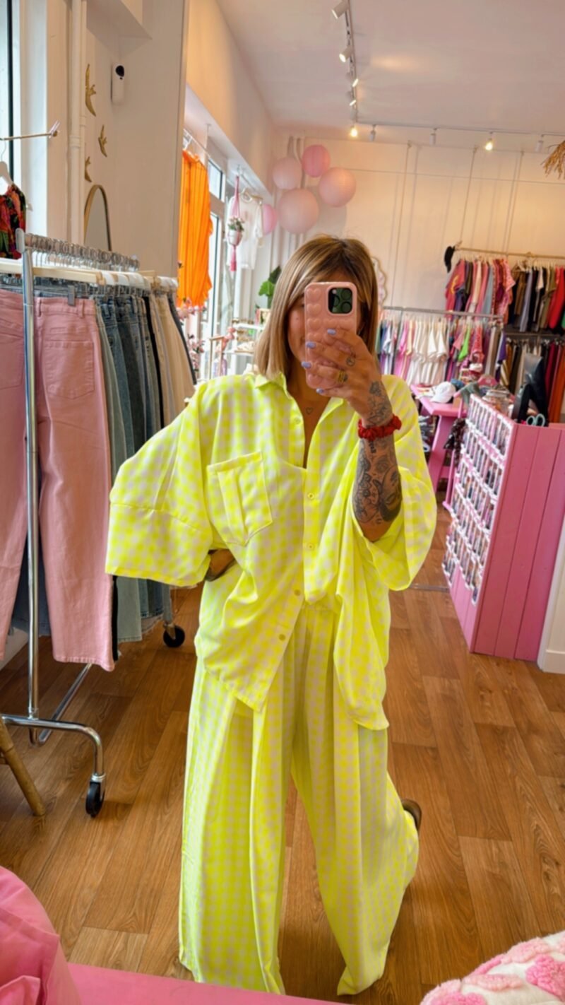 CHEMISE VICHY JAUNE  FLUO T . 1 ET 2