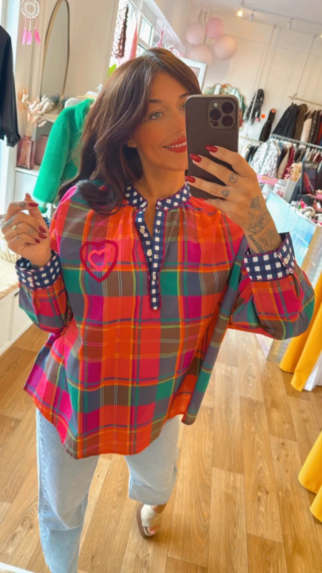 5BCC2523-0934-4660-AD9D-1DAA54AEDB6D