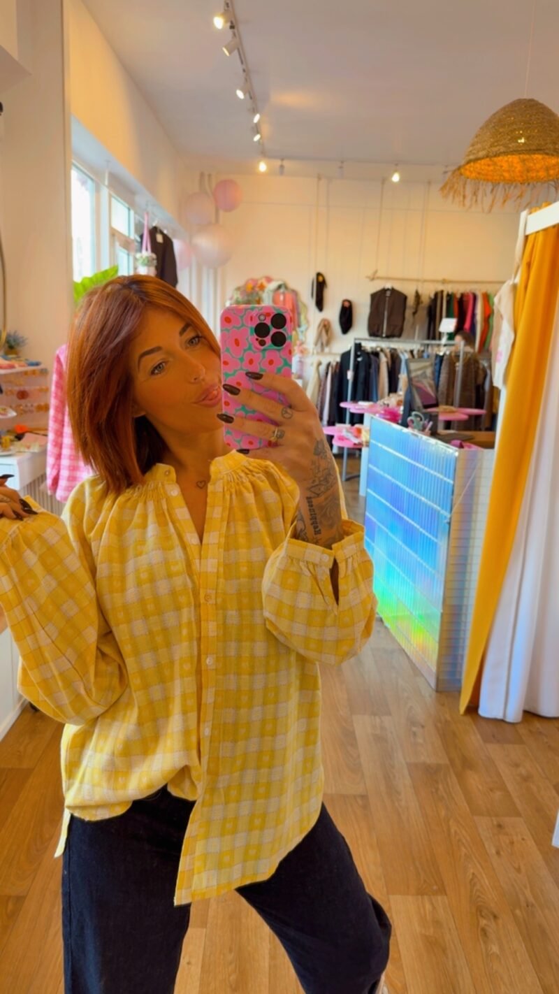 BLOUSE VICHY AVEC COEUR JAUNE   S-M