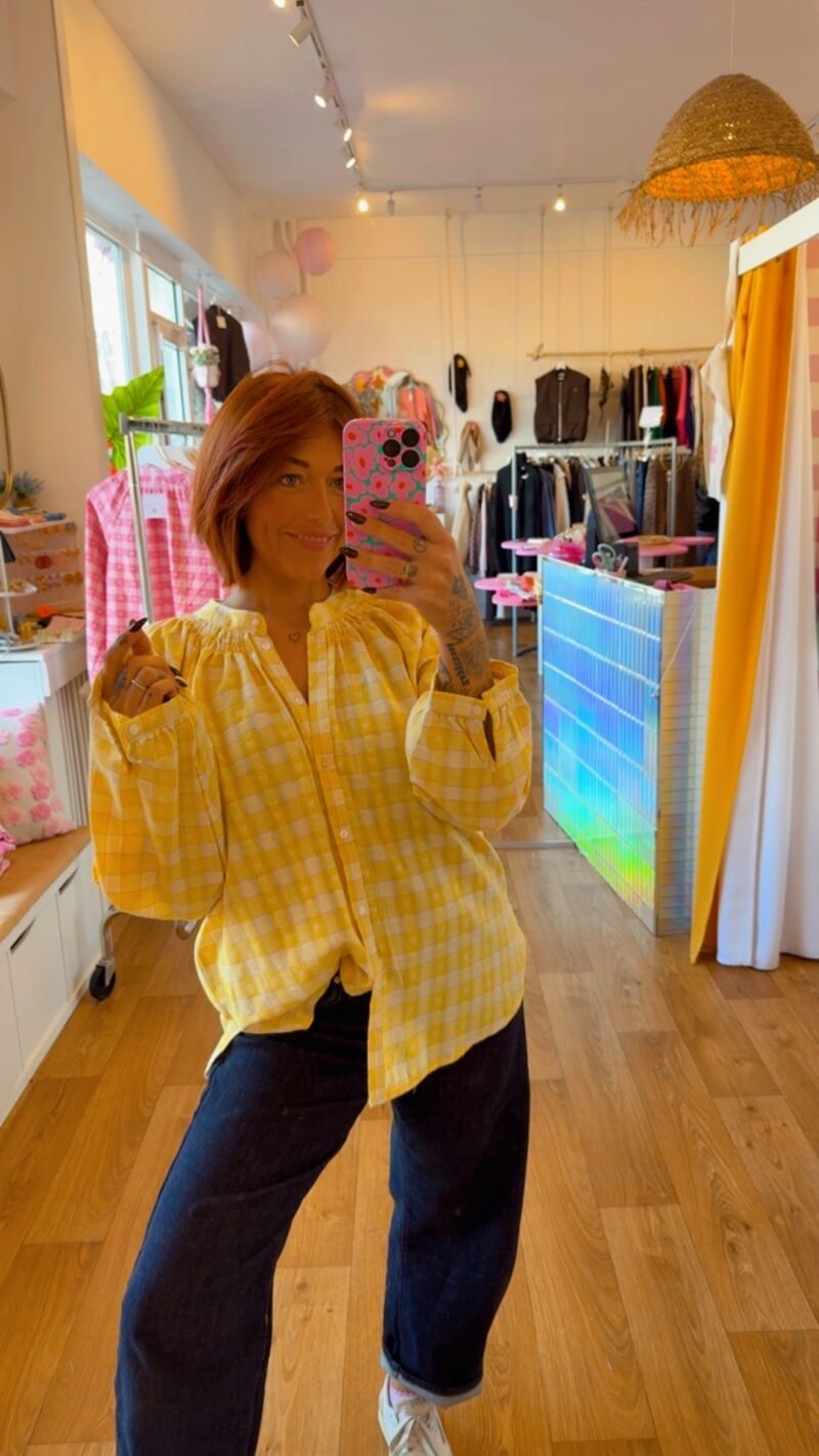 BLOUSE VICHY AVEC COEUR JAUNE   M-L