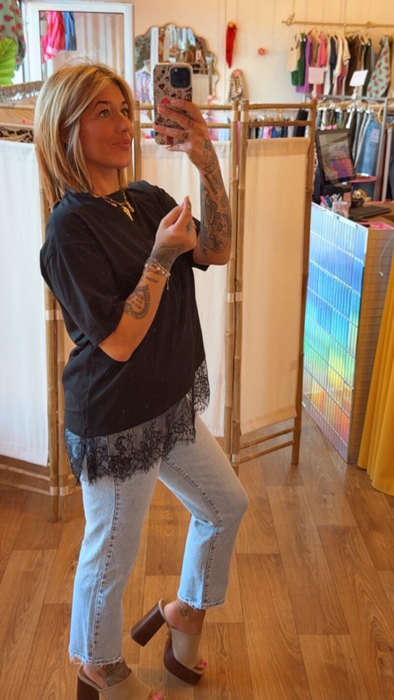 T SHIRT DOUX NOIR DENTELLE