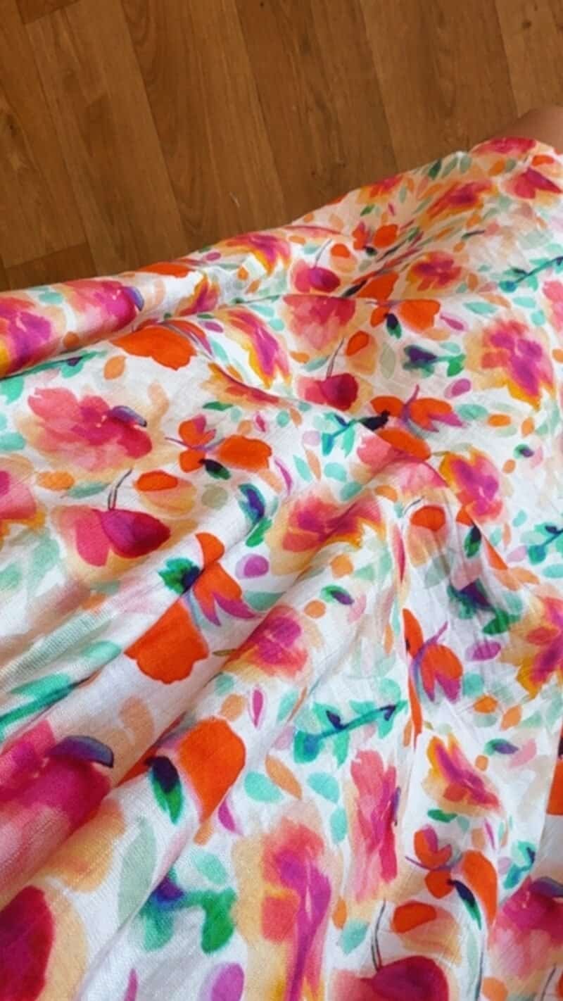 ROBE FLORALE FUSHIA T . S – Image 3