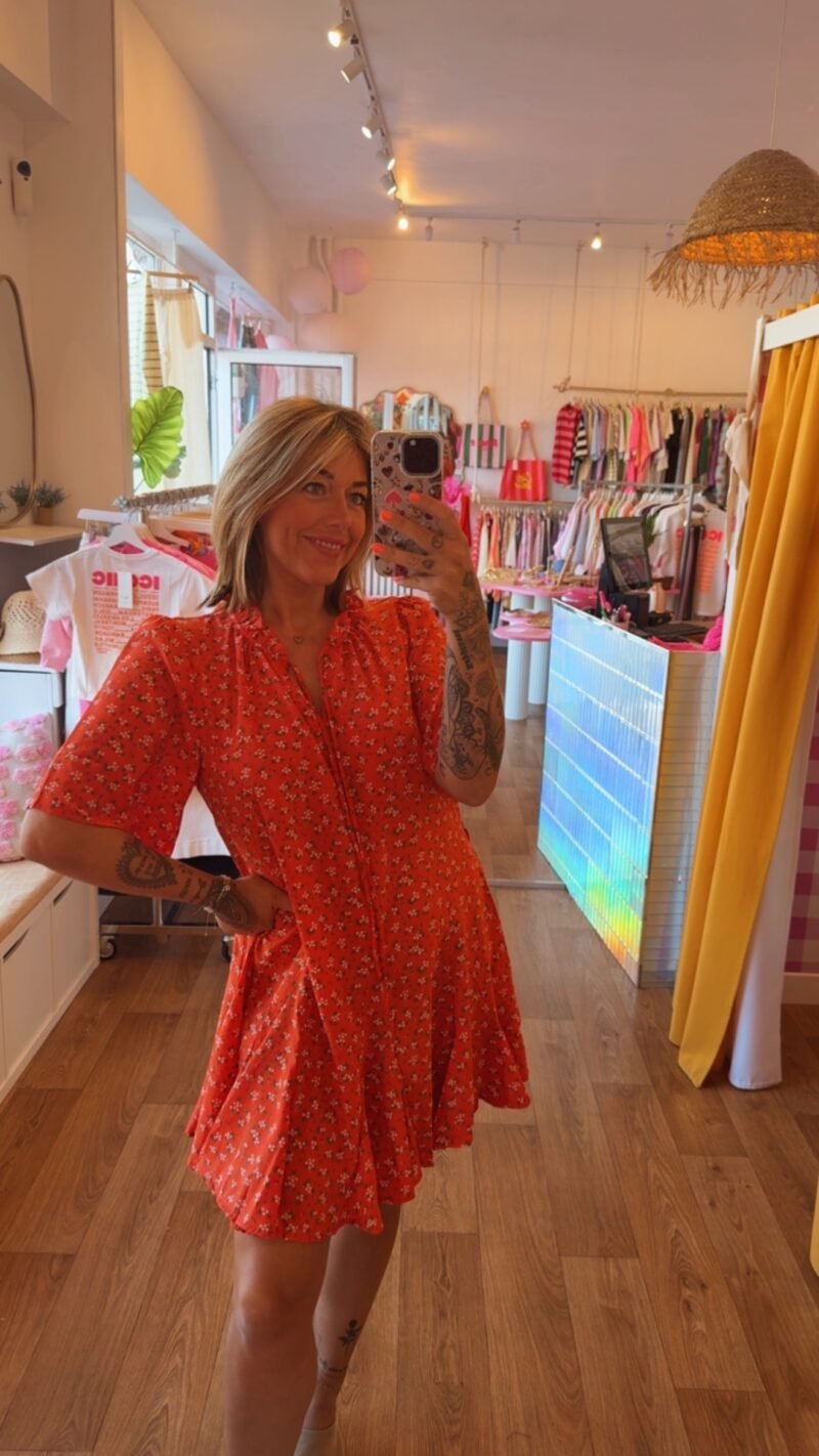 ROBE ROUGE FLORAL   T . M