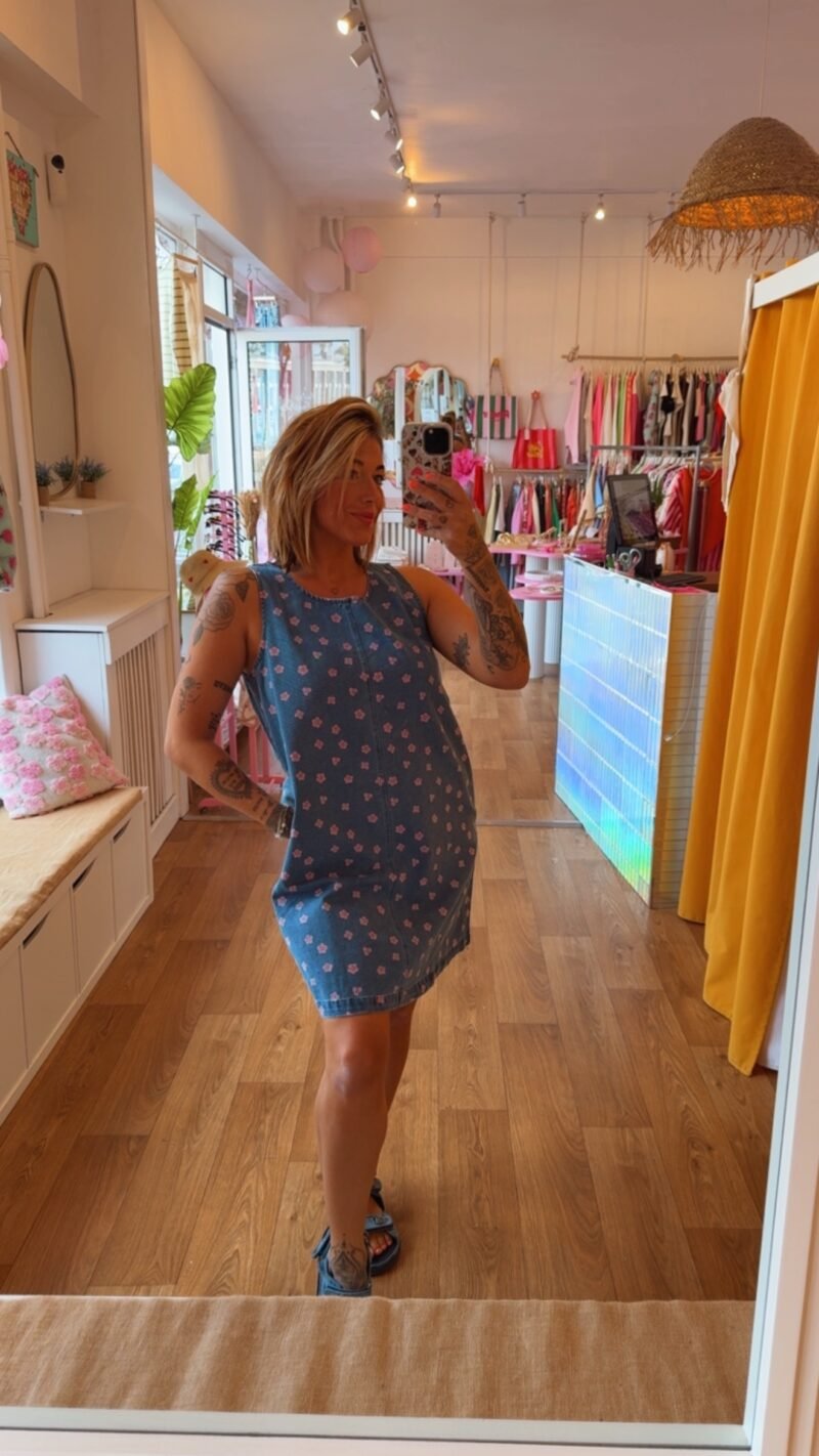 ROBE JEAN DETAILE FLEUR  T . S