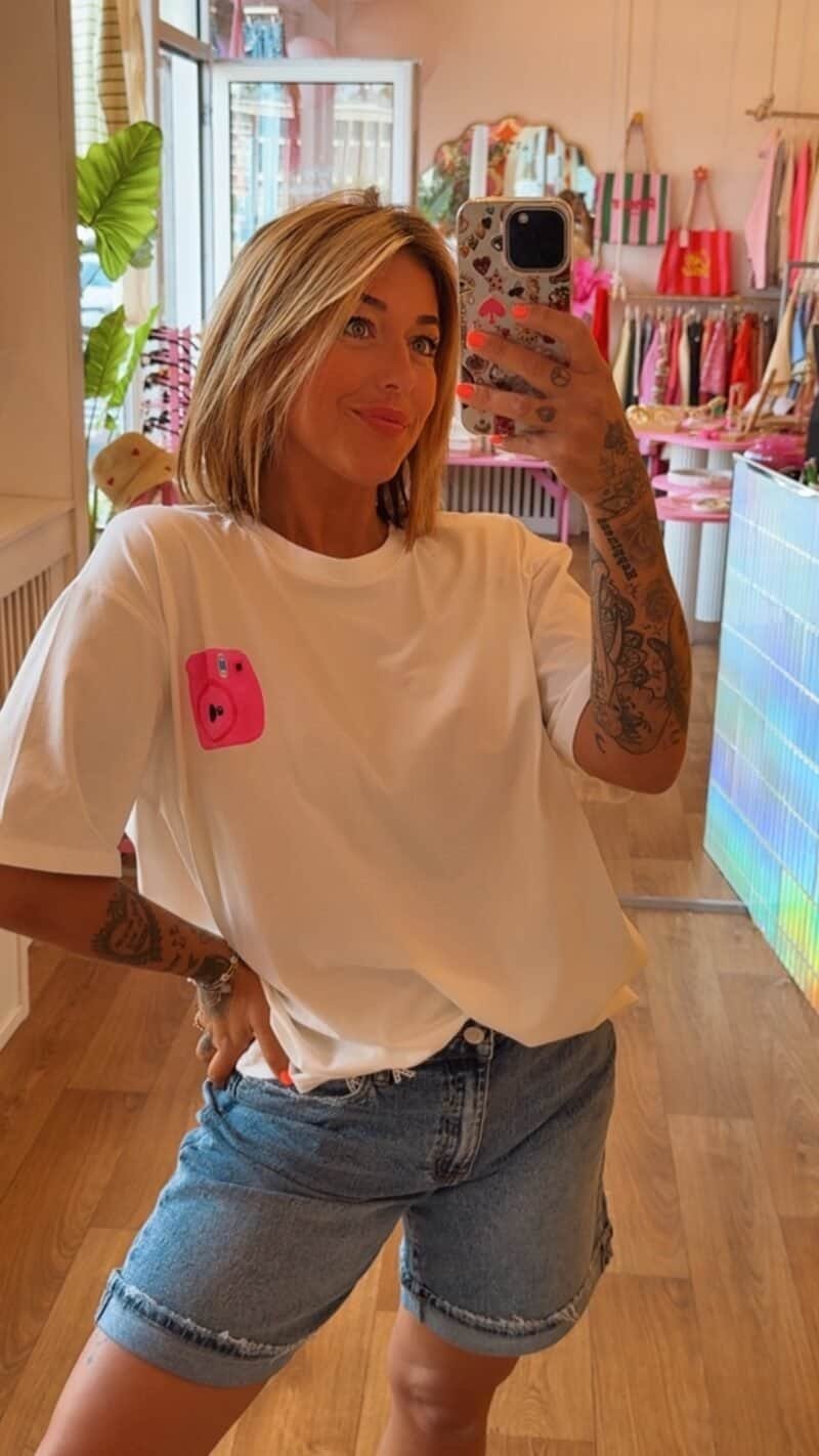 T SHIRT PHOTO