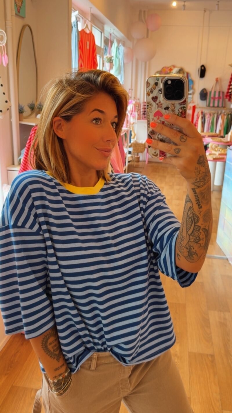 T SHIRT RAYE  BLEU COL JAUNE
