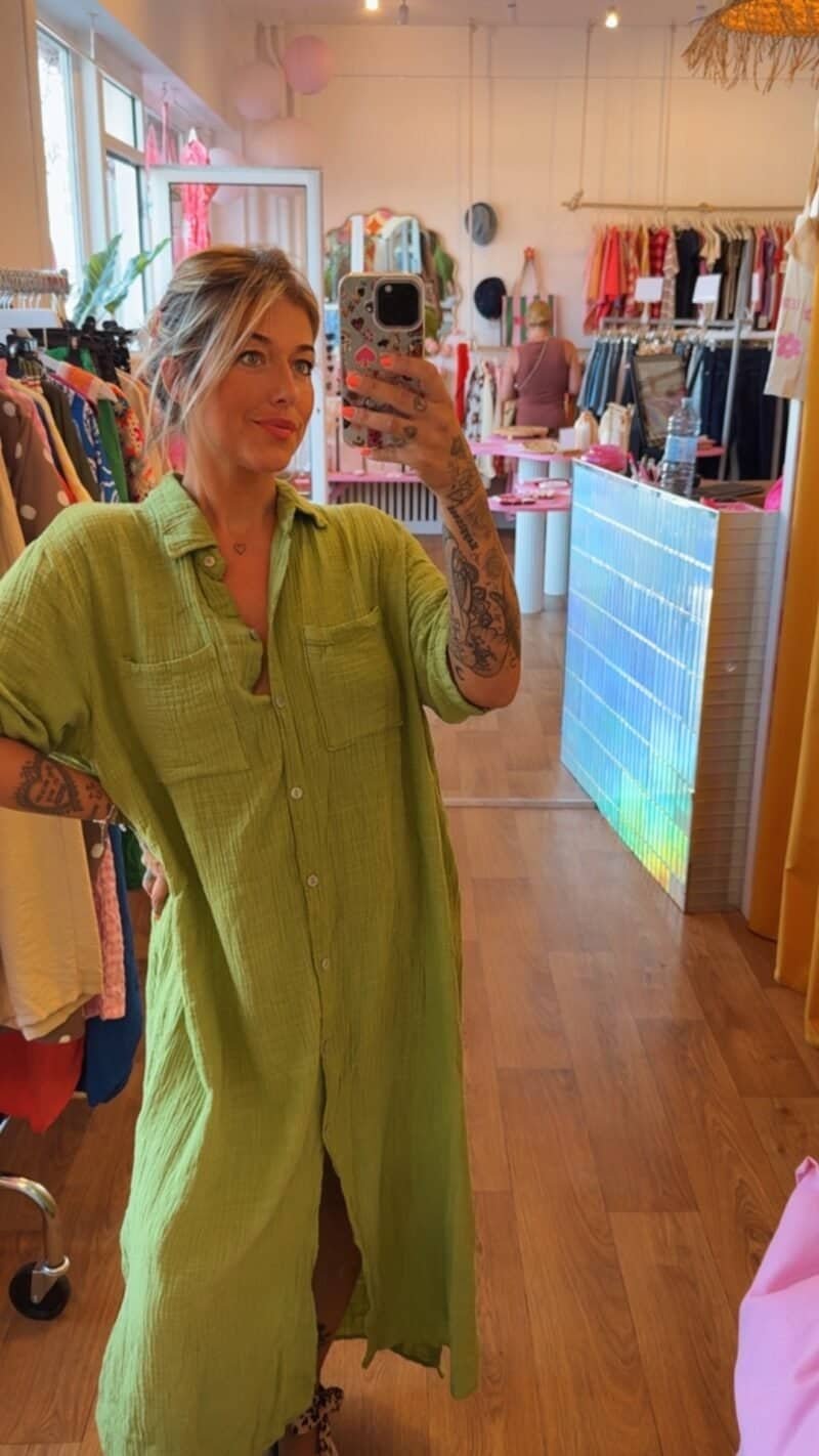 ROBE AGREABLE  VERTE