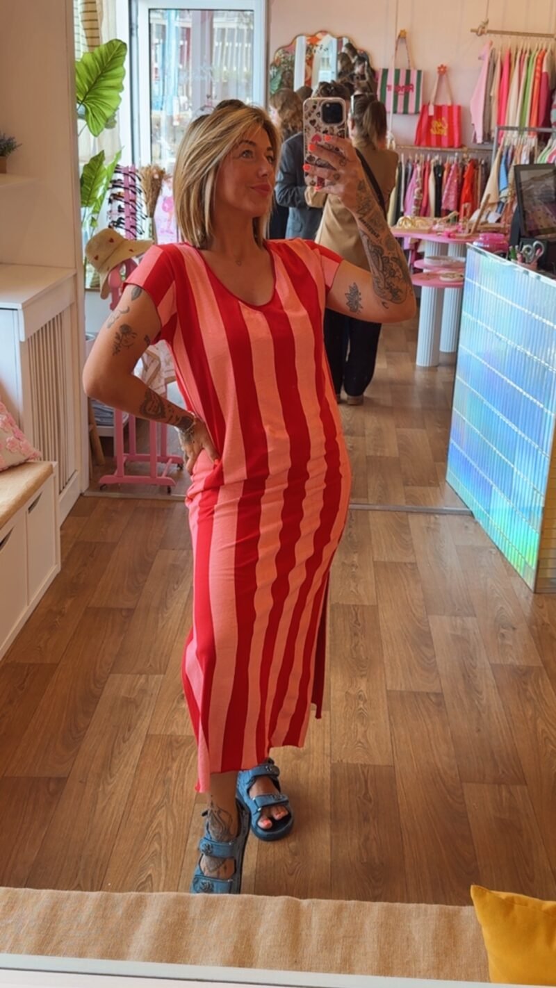 ROBE LONGUE COL V RAYE ROUGE/ROSE