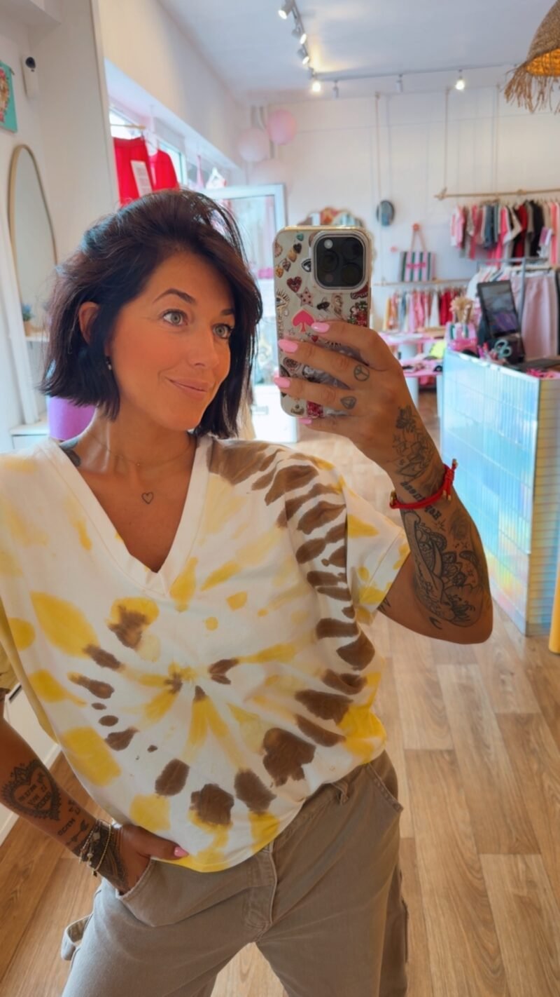 T SHIRT COL V TIE AND DYE JAUNE