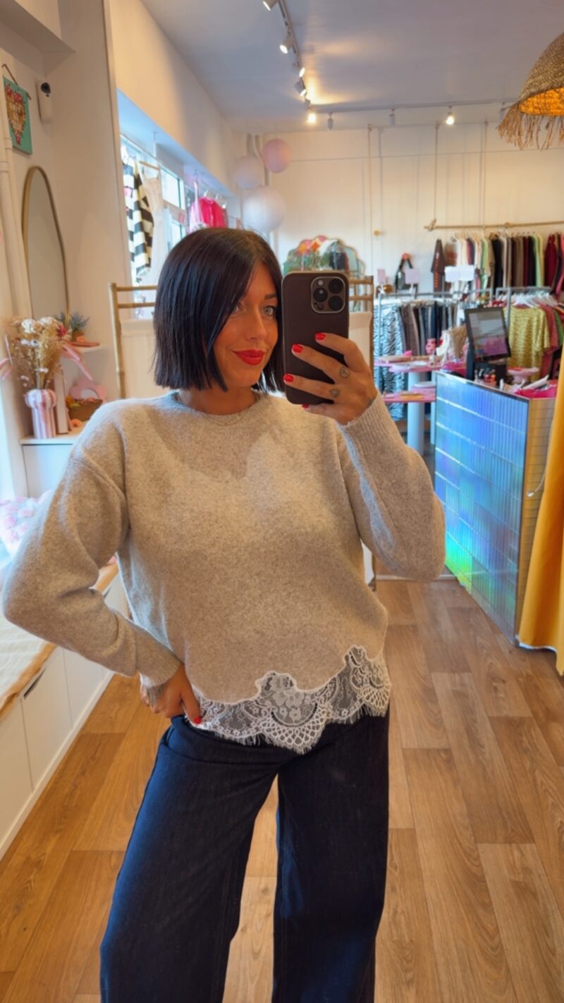 PULL BEIGE DETAIL DENTELLE  M/L