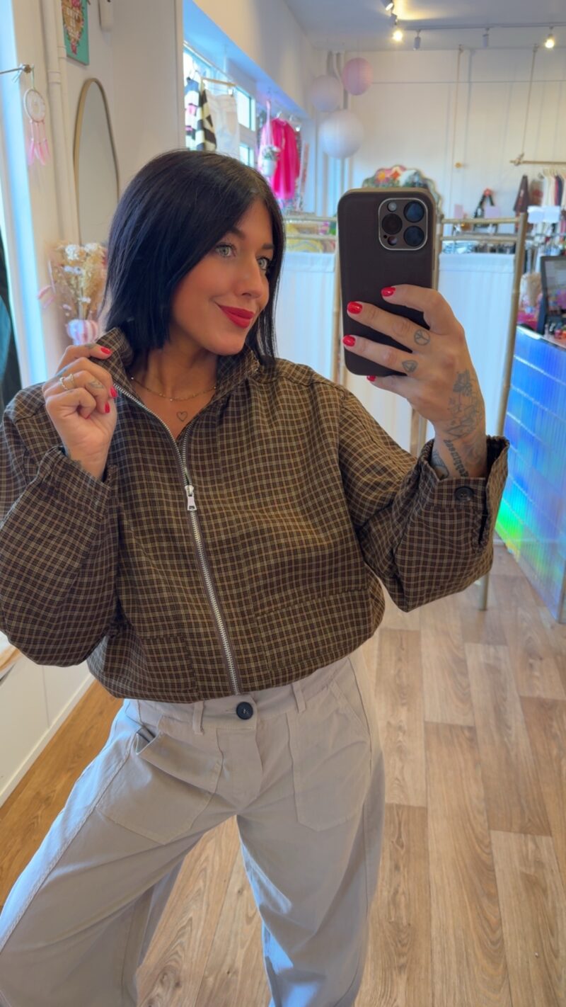 VESTE A CARREAUX CHOCO  M/L