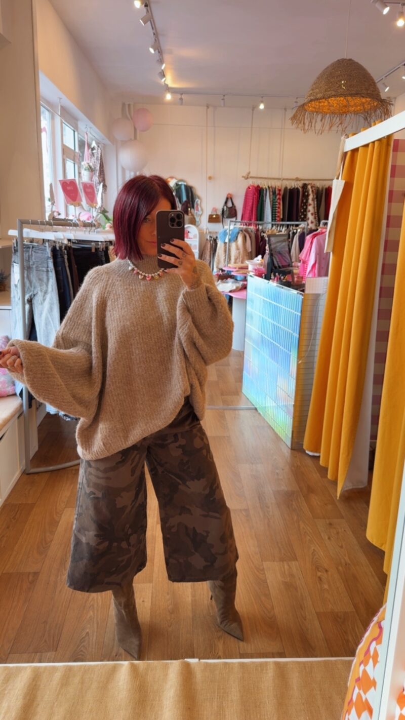 PULL OVERSIZE COTELÉ  BEIGE